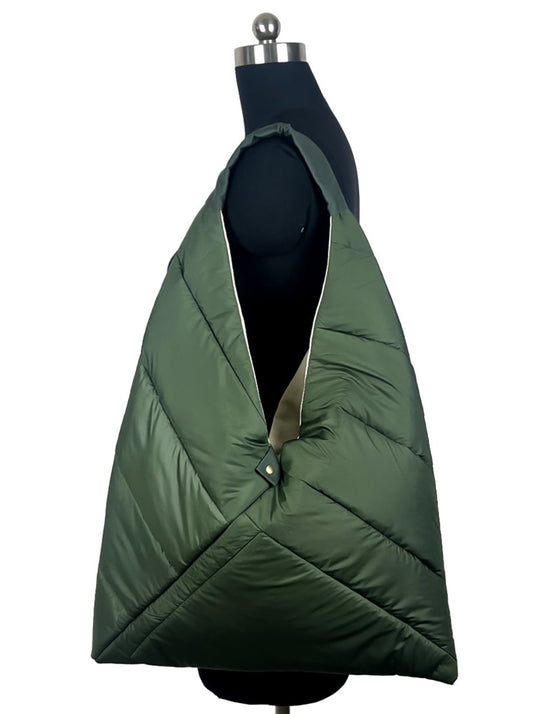 Bolso origami acolchado en tono verde militar que Luci  Collection te propone para este otoño-invierno